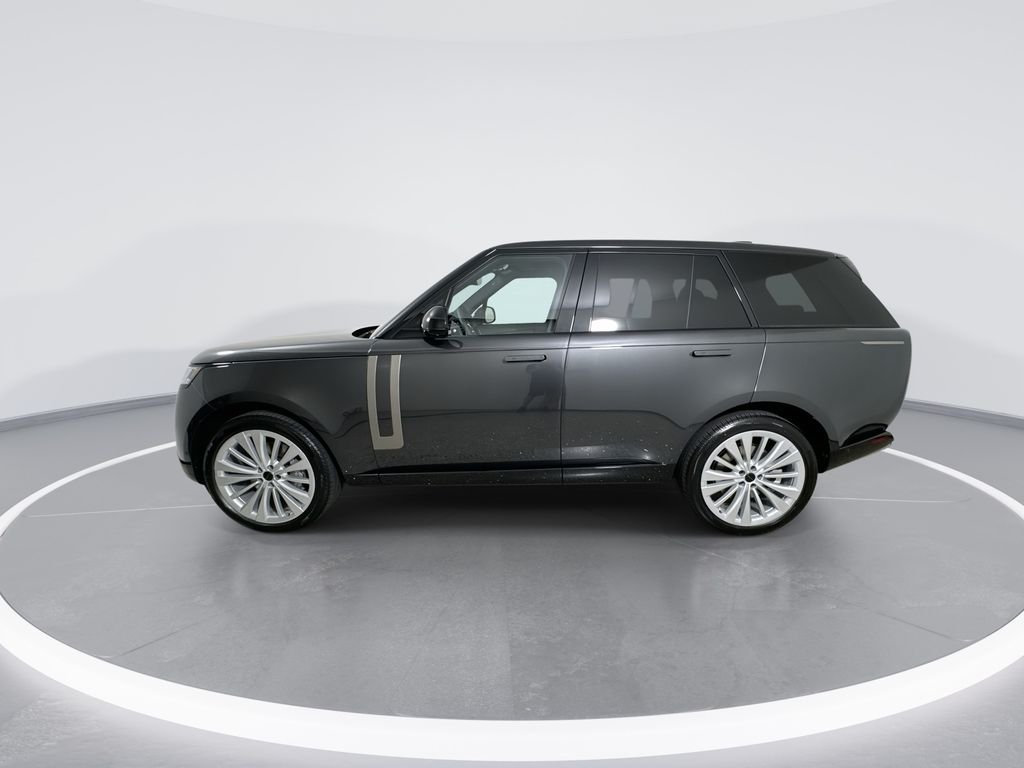 New 2026 Carpathian Grey Land Rover SE image 5