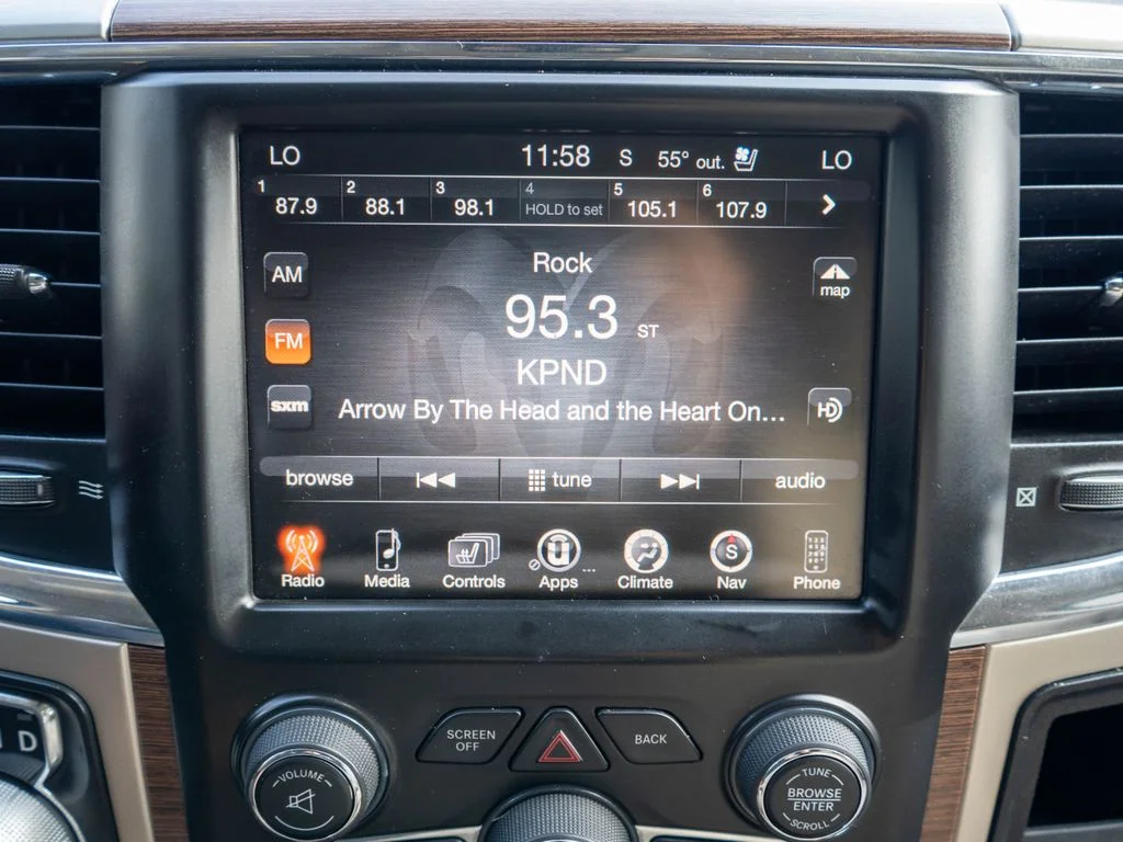 Used 2015 White Ram Laramie image 22