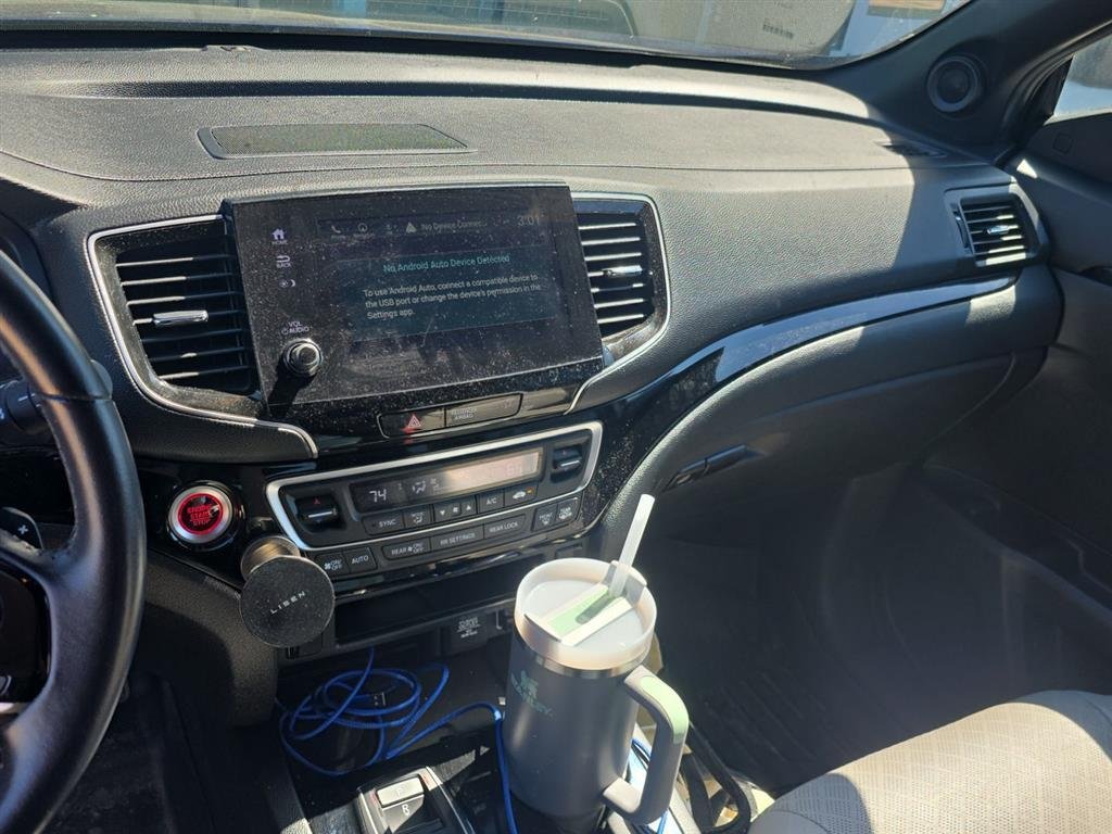 Used 2021 Obsidian Blue Pearl Honda Touring image 4