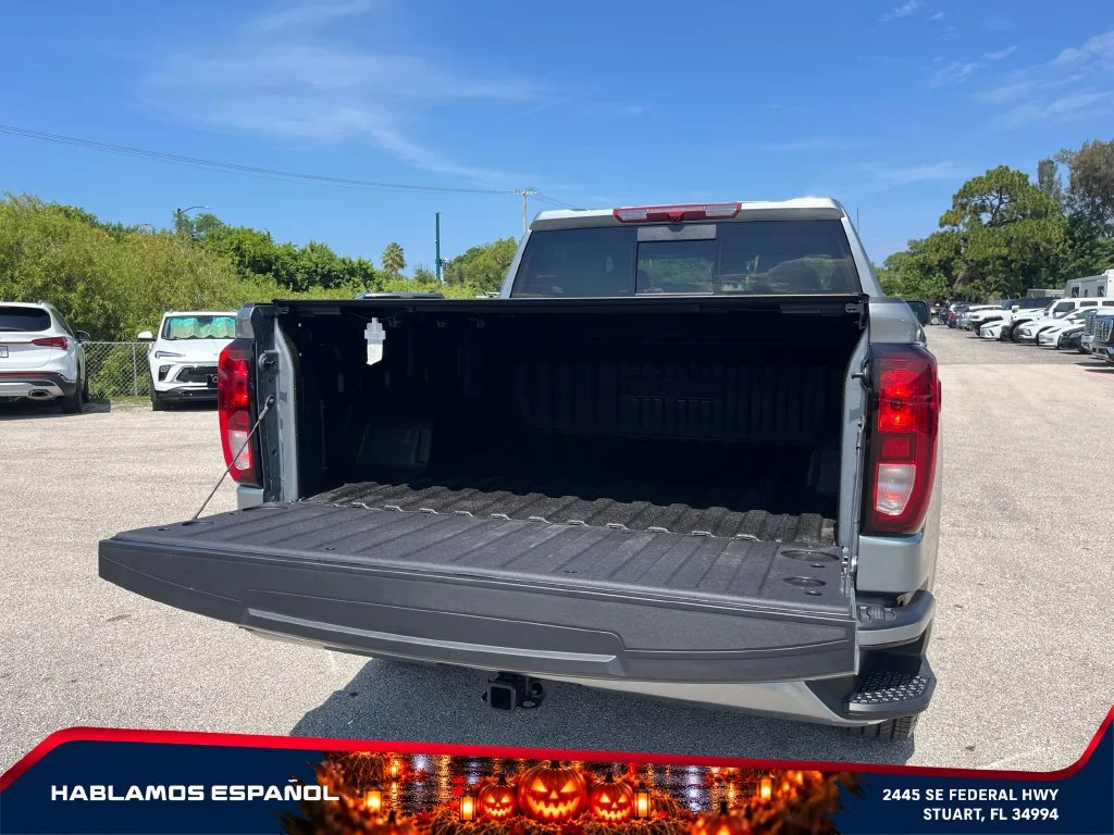 New 2026 Sterling Metallic GMC Elevation image 16