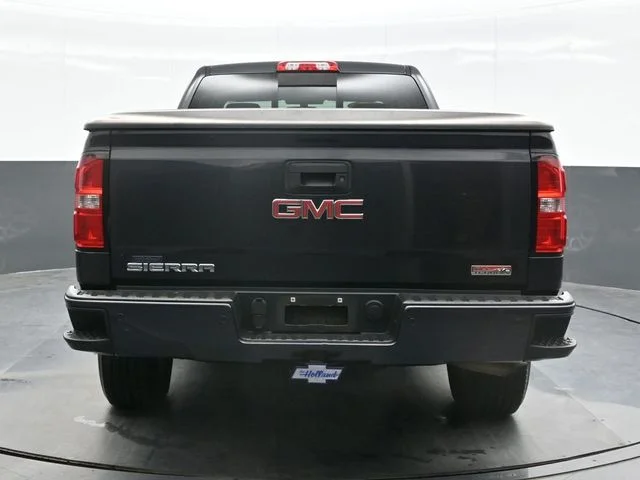 Used 2015 Silver GMC SLT image 2