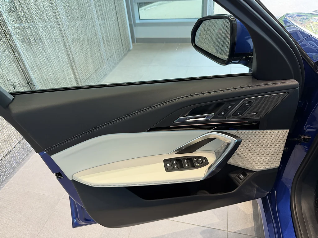 New 2027 PORTIMAO BLUE BMW X1 XDRIVE 28I image 11