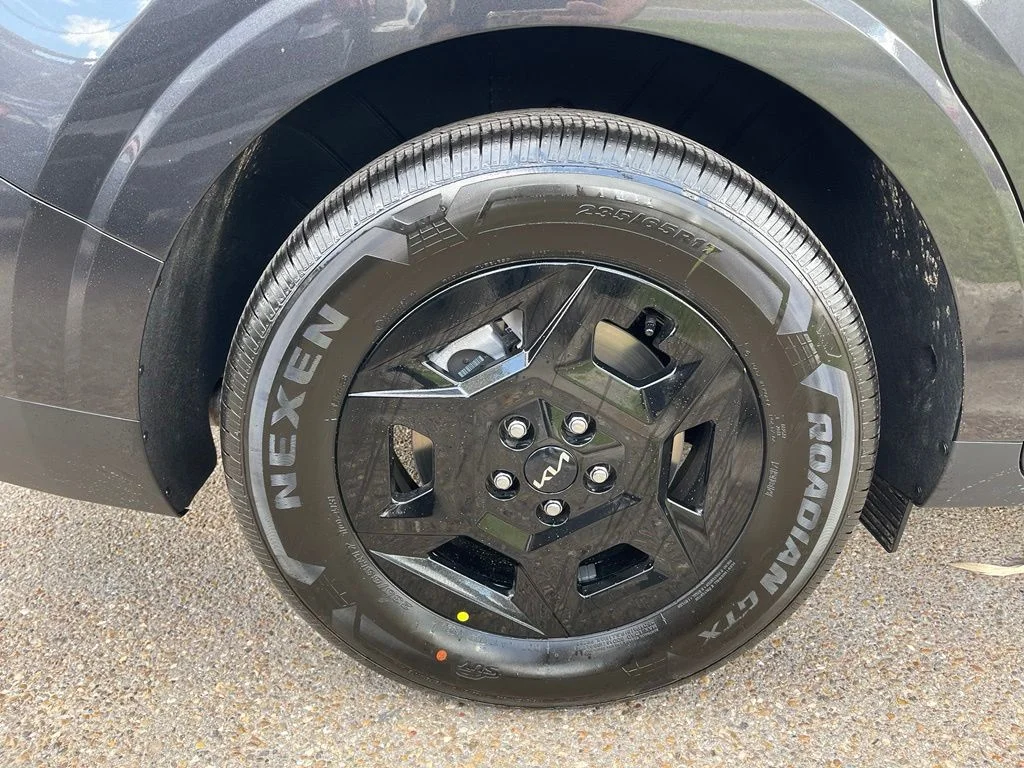 New 2026  Kia LXS image 31