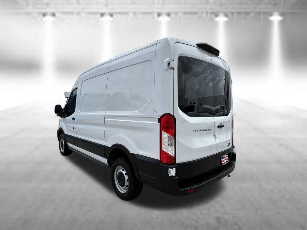 Certified Used 2021 Oxford White Ford Base image 6