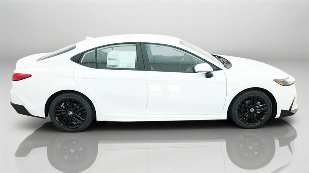 New 2026 Ice Cap Toyota SE image 7