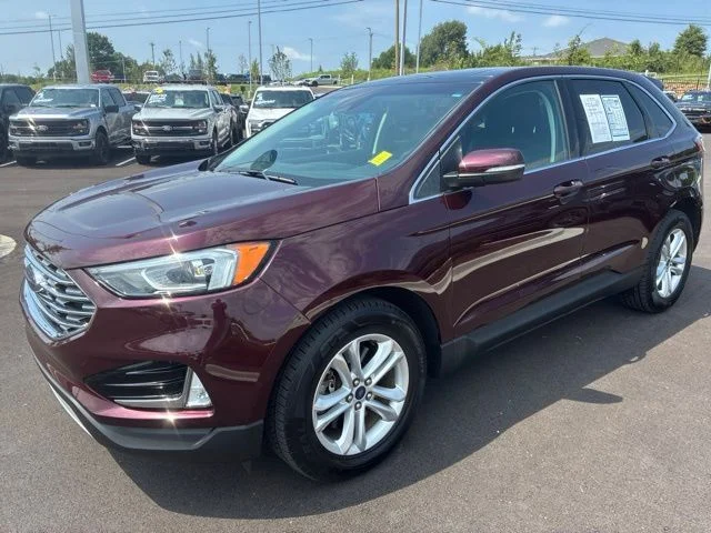 Used 2019 Burgundy Velvet Metallic Tinted Clearcoat Ford SEL image 3