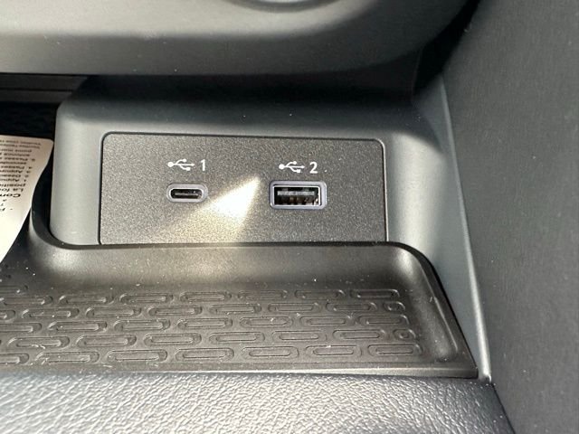 2025 Nissan Z NISMO - Photo 16