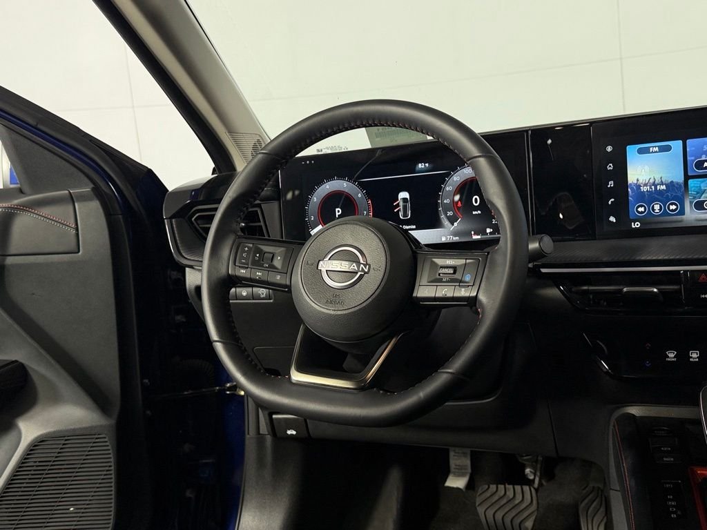 Used 2025 Deep Blue Pearl Nissan SR image 15
