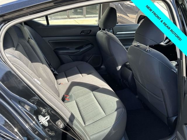 Used 2023 Black Nissan 2.5 SV image 14