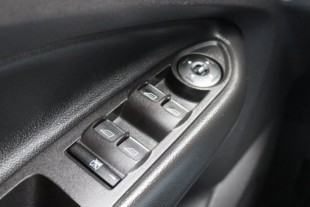 Used 2013 Tuxedo Black Ford SEL image 31