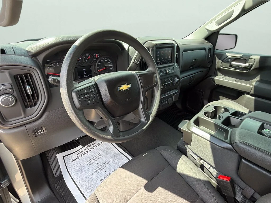 2025 Chevrolet Silverado 1500 Custom - Photo 18