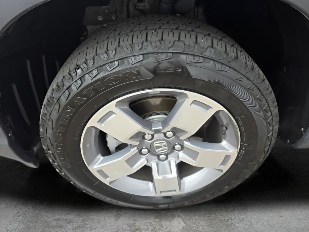 Used 2025 Black Honda RTL image 30