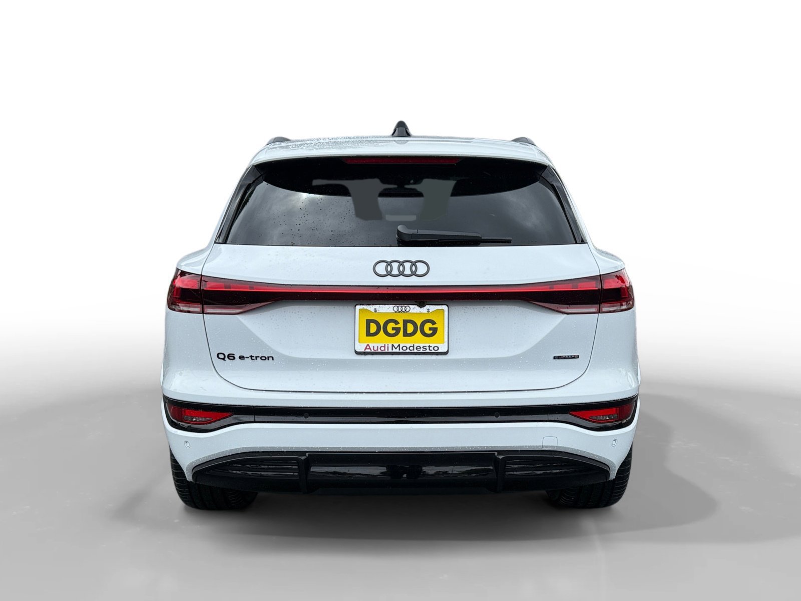 New 2027 GLACIER WHITE Audi Premium Plus quattro image 4
