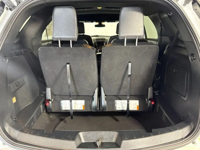 Certified Used 2019 Oxford White Ford XLT image 22