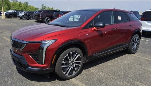 Used 2025 Cadillac OPTIQ Sport 2 with VIN 3GYK3GMR5SS139452 for sale in San Rafael, CA