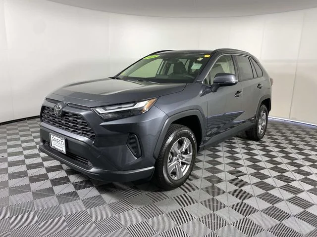 Used 2025 Gray Toyota XLE image 4