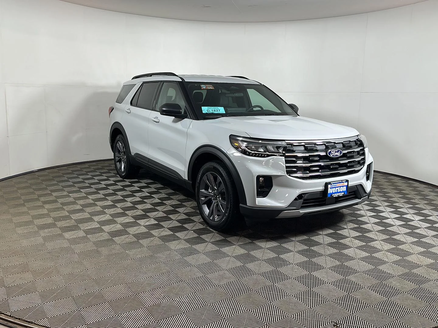 New 2027 Avalanche Gray Ford Active image 1