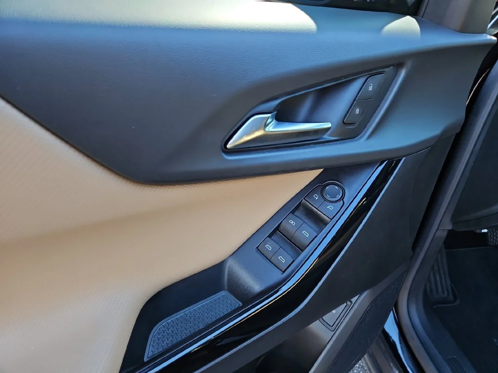Used 2025 Mosaic Black Metallic Chevrolet ACTIV image 25
