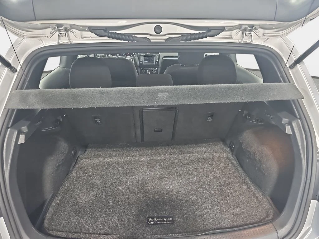 Used 2016 Silver Volkswagen S image 14