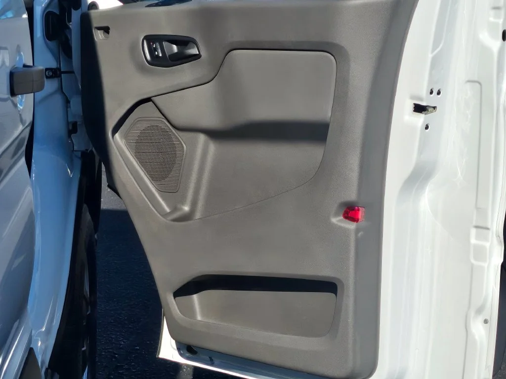 New 2027 Oxford White Ford Cargo Van image 31
