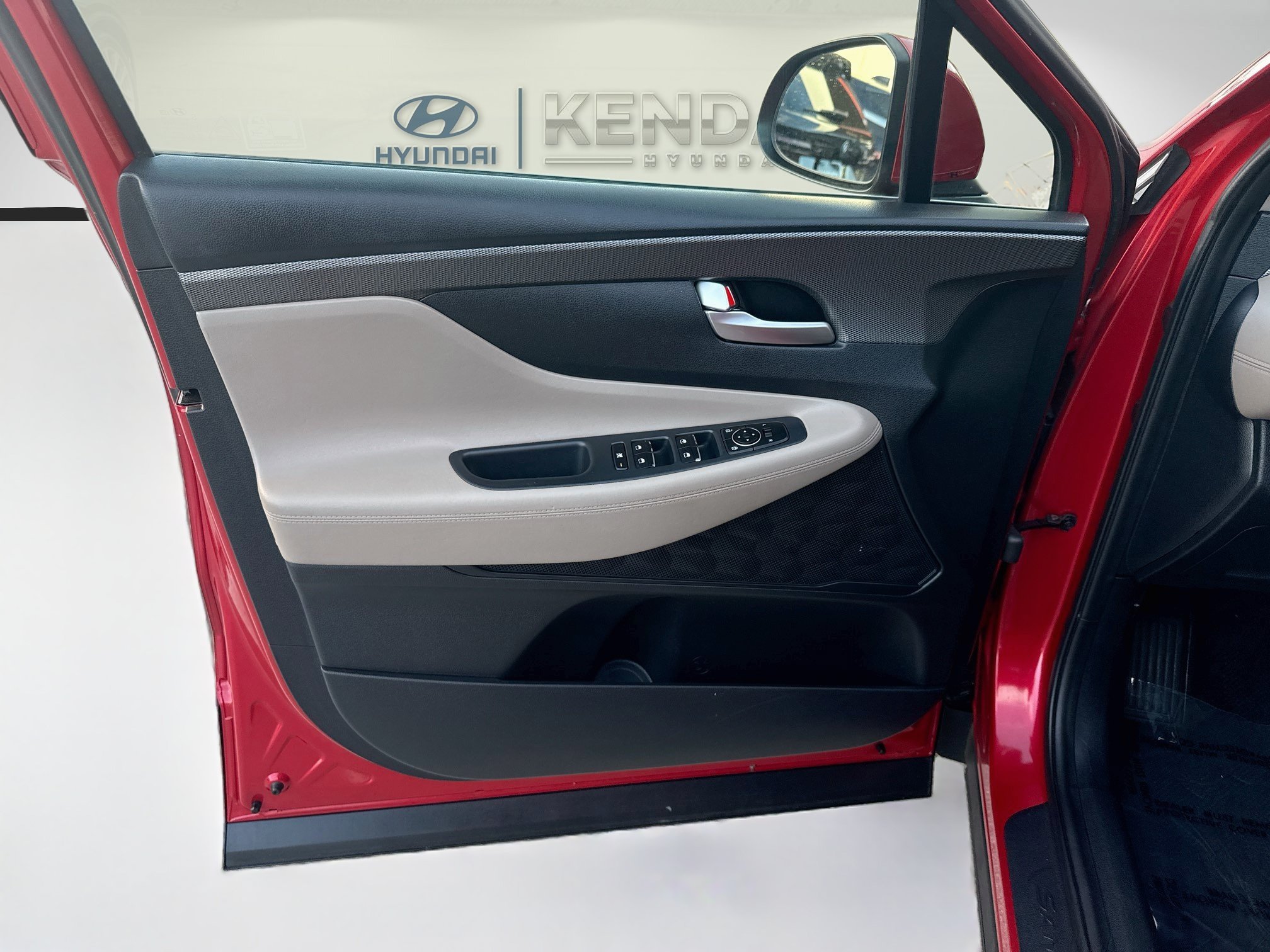 Used 2020 Calypso Red Hyundai SE image 17