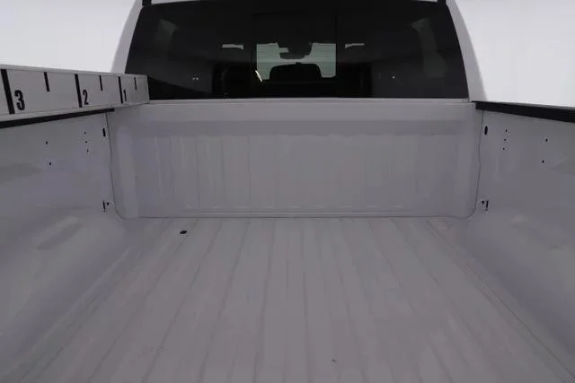 New 2027 Bright White Clear-Coat Exterior Paint RAM BIG HORN image 29