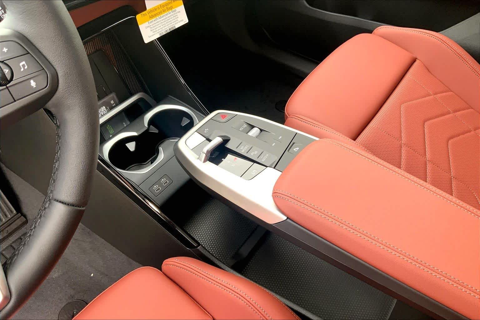 New 2026 Alpine White BMW xDrive28i image 7