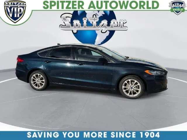 Used 2020 Blue Ford SE image 17