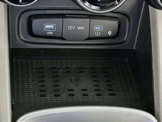 New 2026 Black Hyundai SEL image 17
