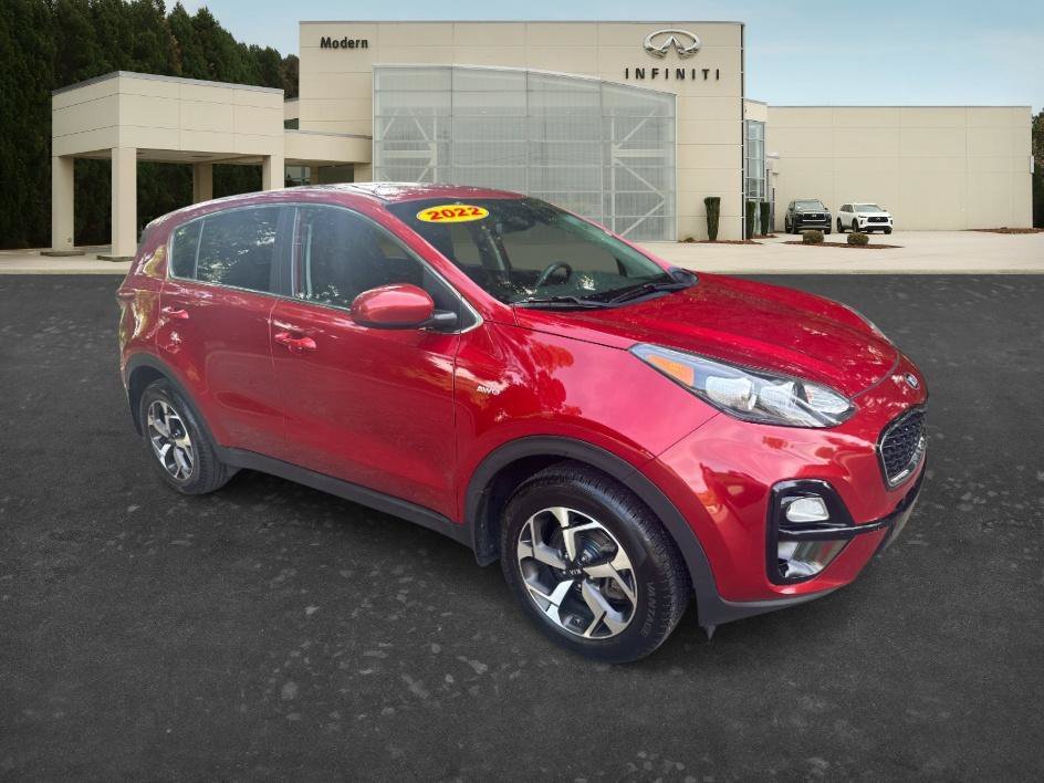 Used 2022 Hyper Red Kia LX image 3