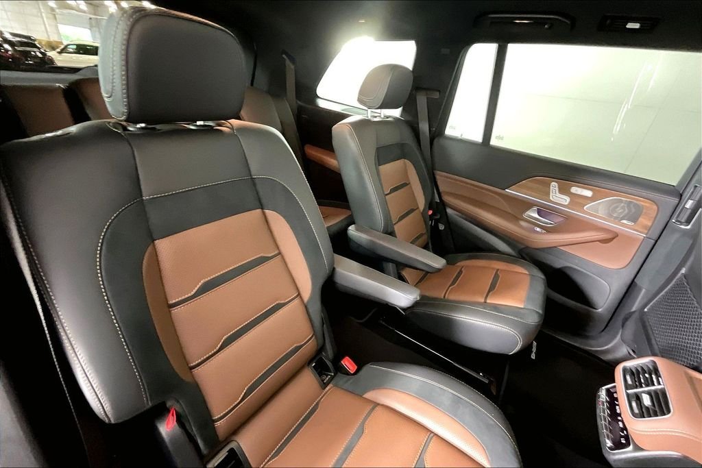 2025 Mercedes-Benz GLS AMG GLS 63 - Photo 19