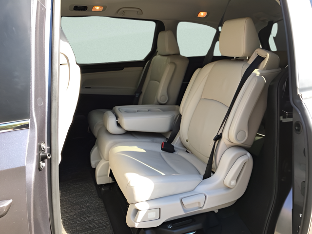 Used 2025  Honda EX-L image 9