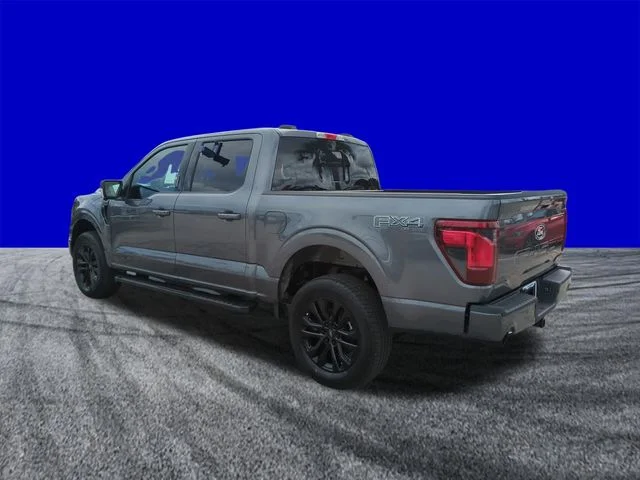 New 2026 Carbonized Gray Metallic Ford XLT image 6