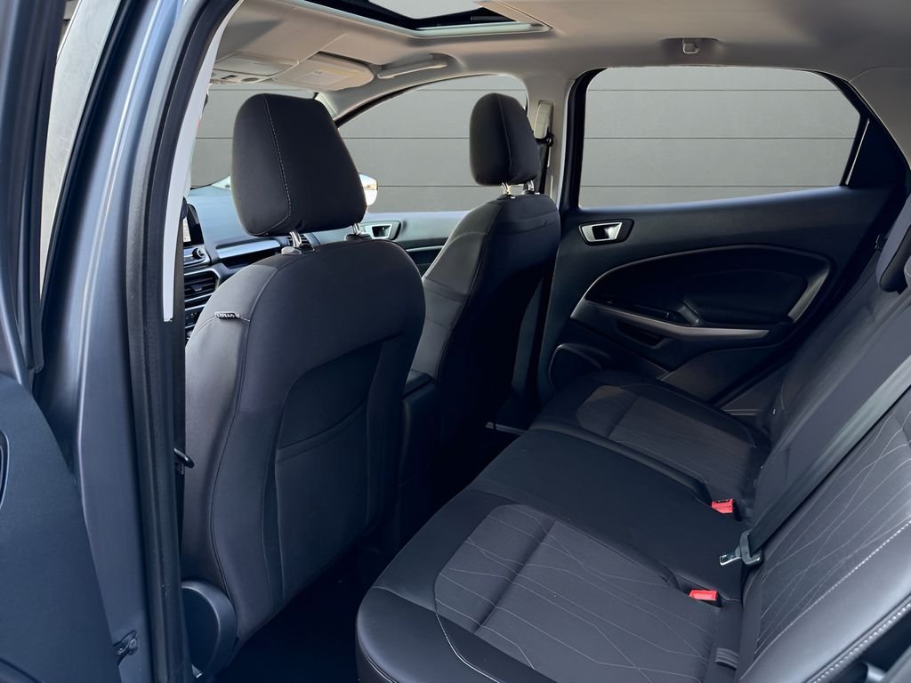 Used 2018 Gray Ford SE image 21