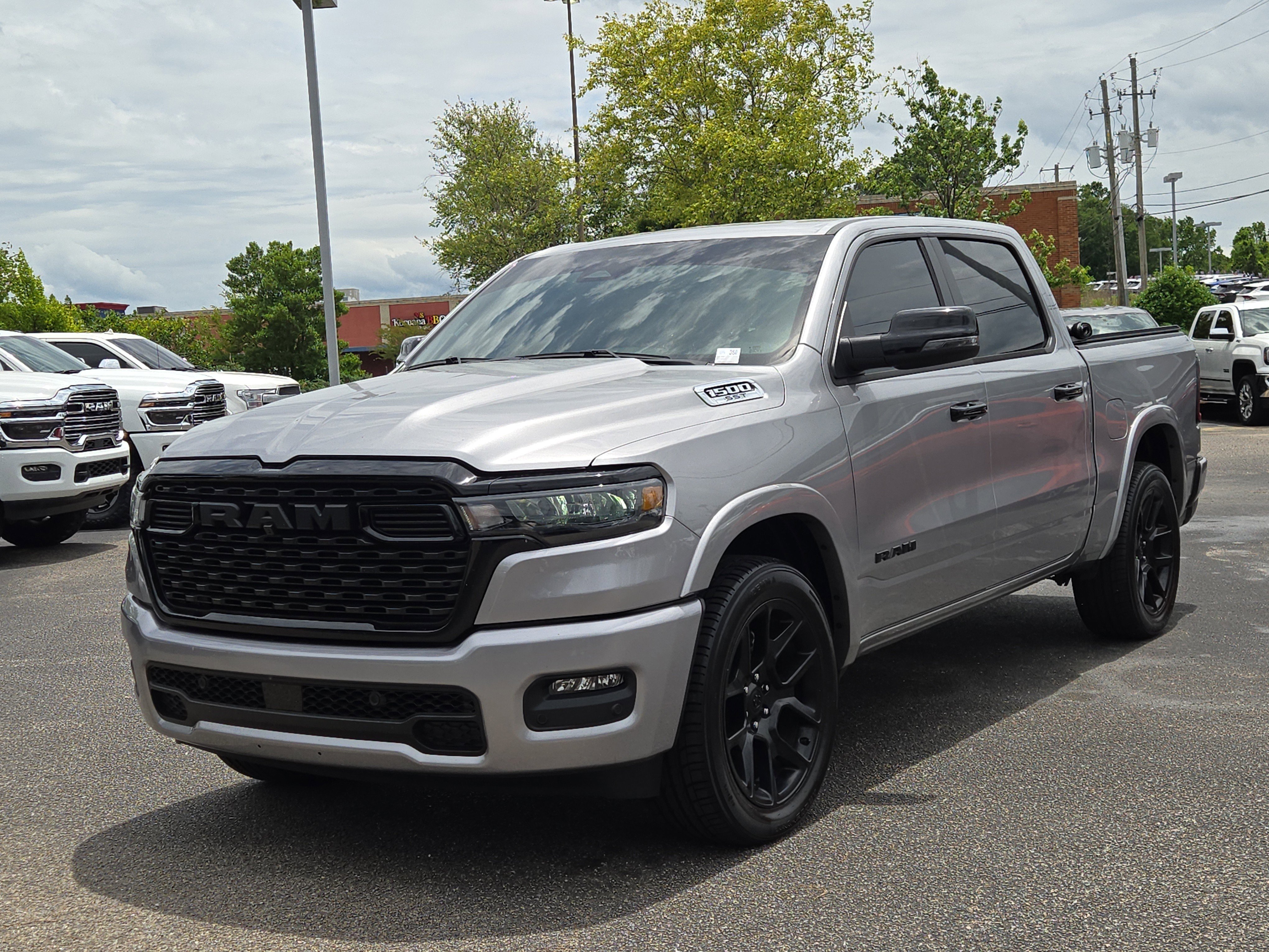 2025 RAM 1500 Big Horn/Lone Star 4x4 Crew Cab 5'7's photo