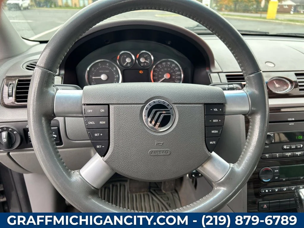 Used 2007  Mercury Base image 16