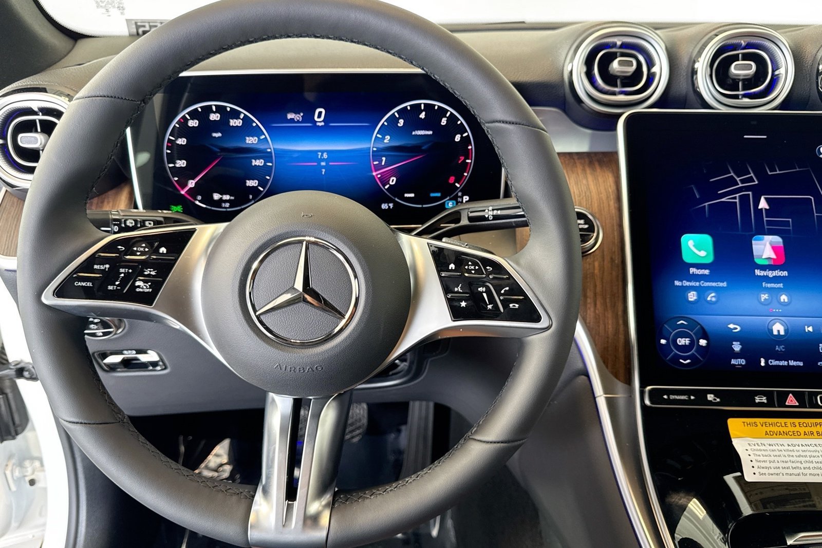 Certified Used 2026 Polar White Mercedes-Benz GLC 300 image 11