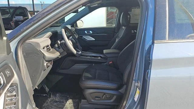New 2026 Vapor Blue Metallic Ford Tremor 4WD image 24