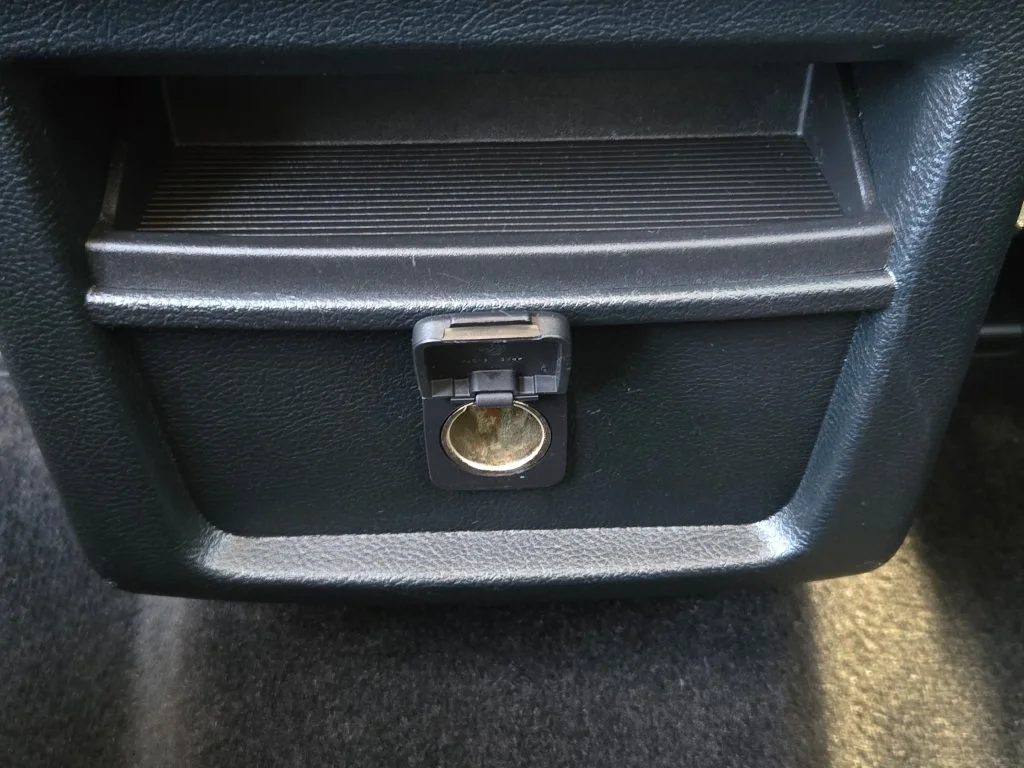 Used 2019 Gray Ford SE image 12