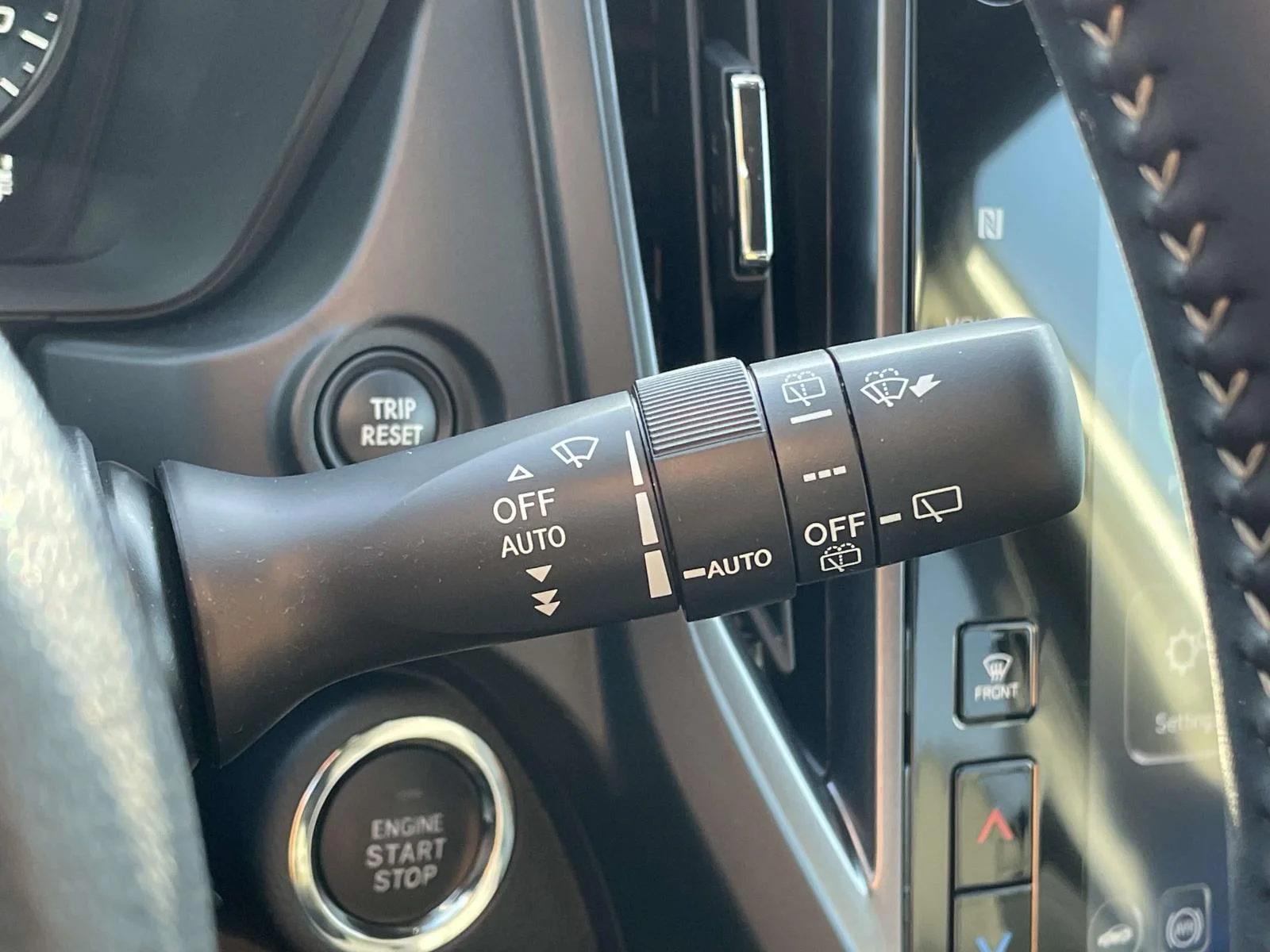 Used 2025 Ice Silver Metallic Subaru Limited Hybrid image 13