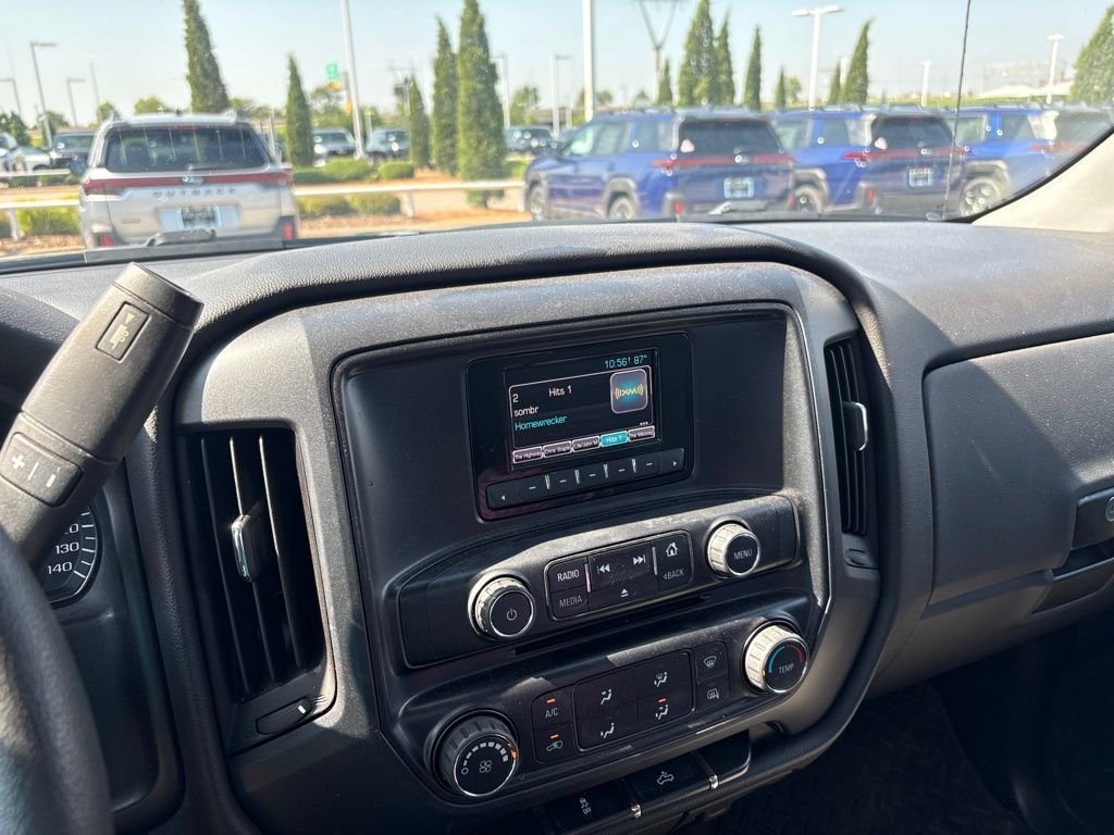 Used 2015 Blue Chevrolet LS image 3