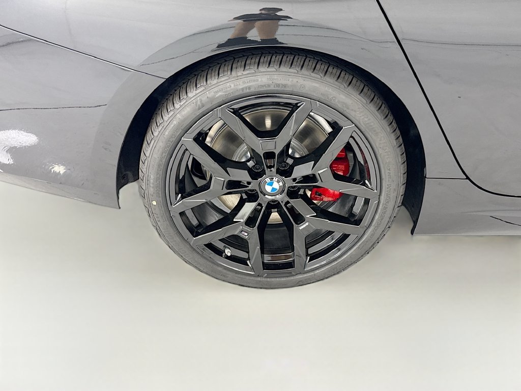 Used 2026 Black Sapphire Metallic BMW 330i xDrive image 33