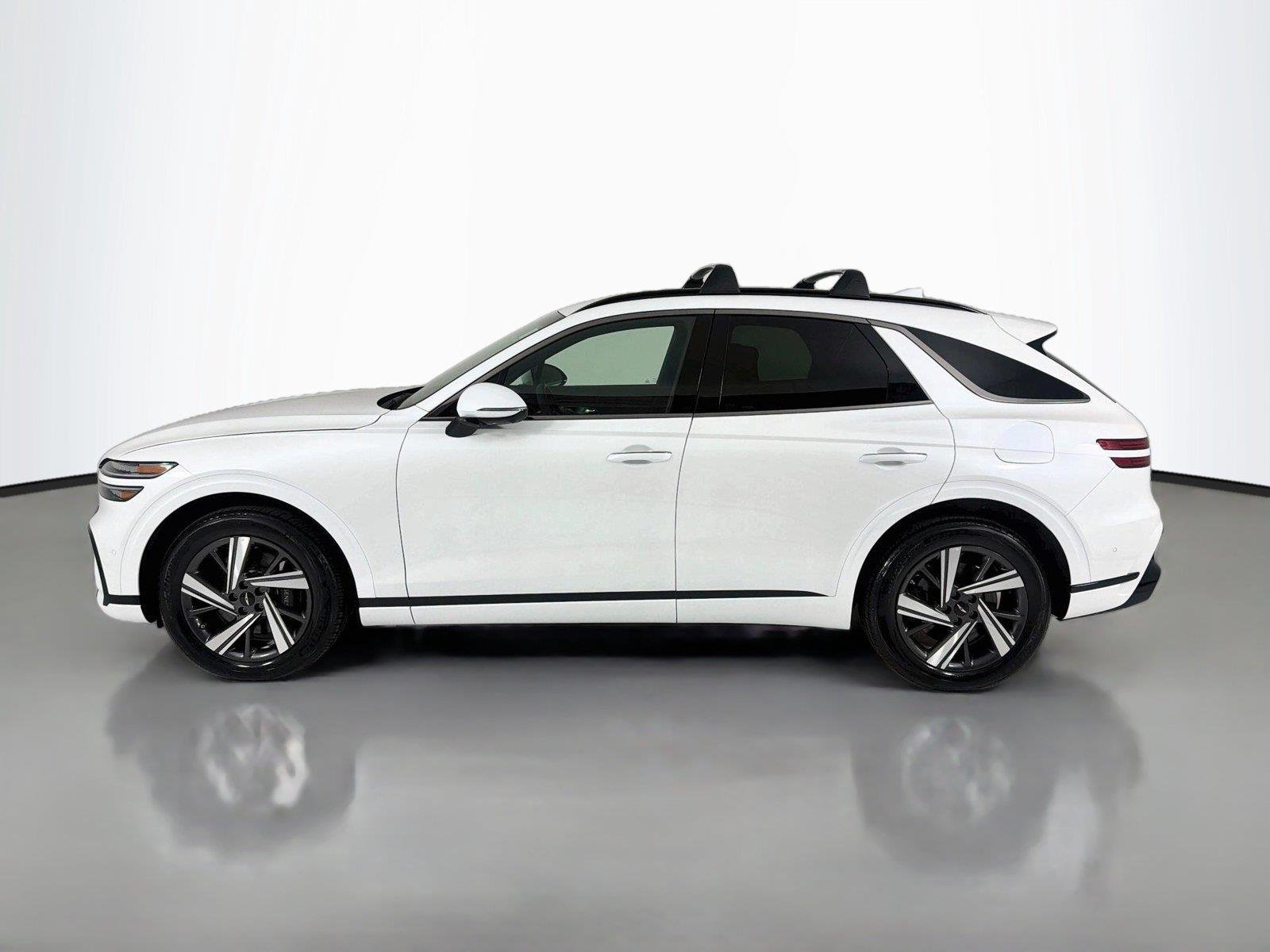 Used 2026 Uyuni White Genesis 3.5T Sport Advanced image 2