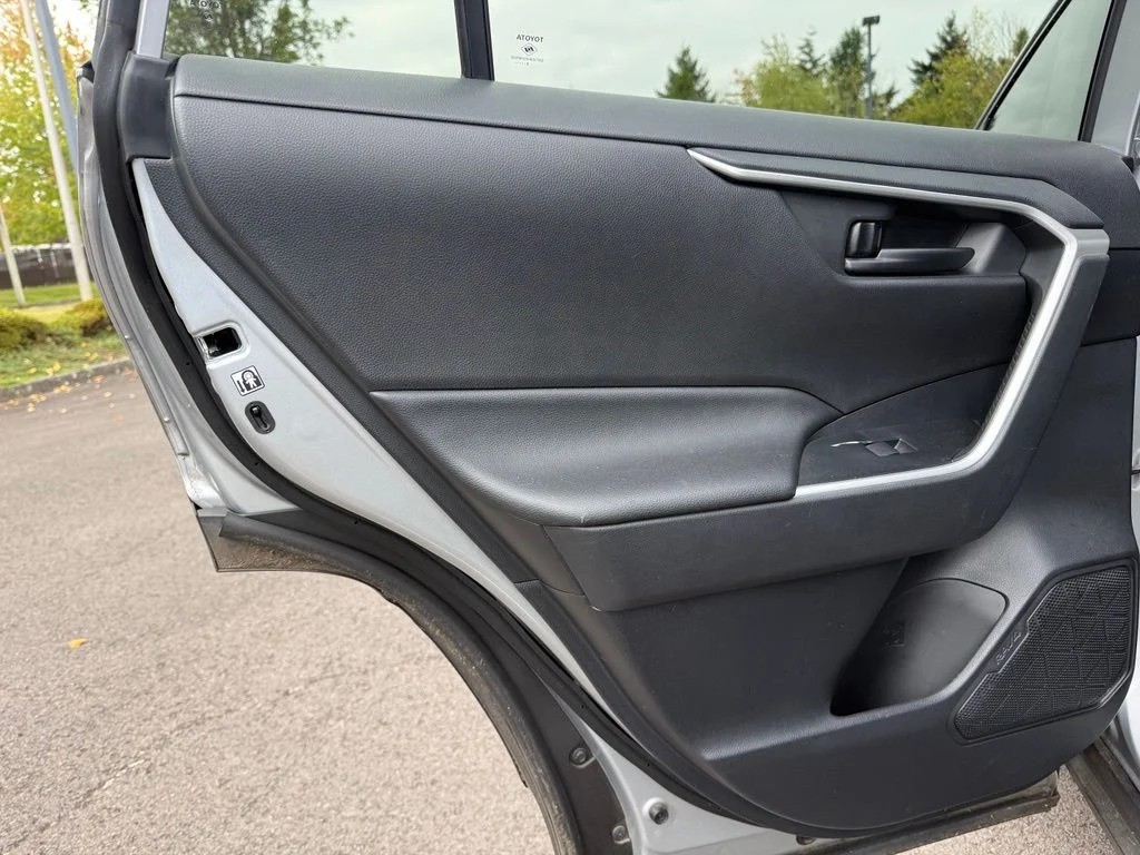 Used 2019 Silver Sky Metallic Toyota LE image 18