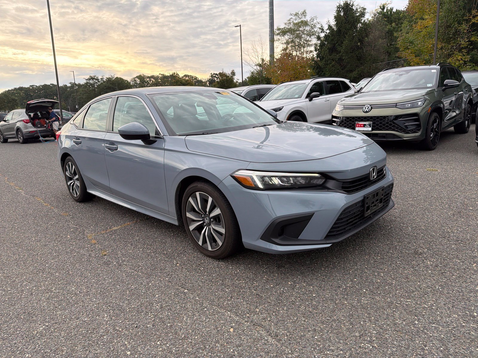 Used 2024 Sonic Gray Pearl Honda EX image 34