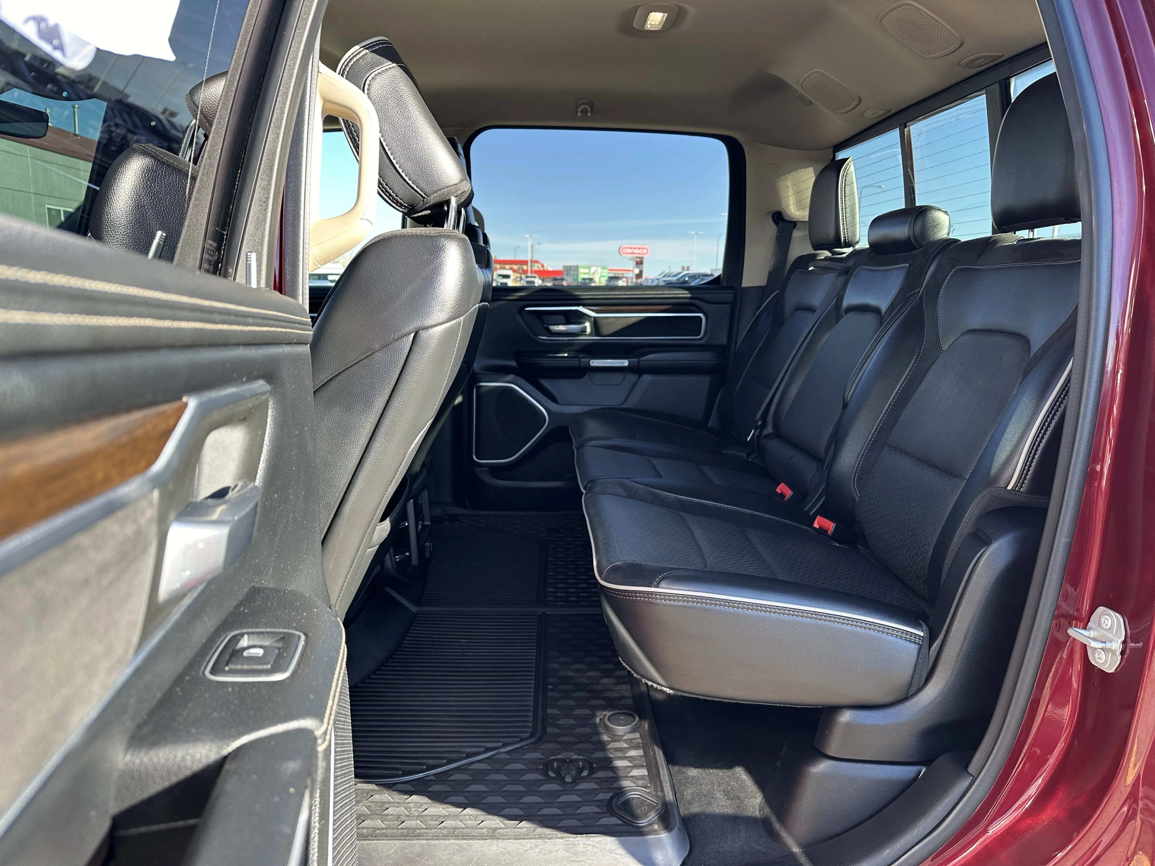 Used 2021 Delmonico Red Pearlcoat Ram Laramie image 13