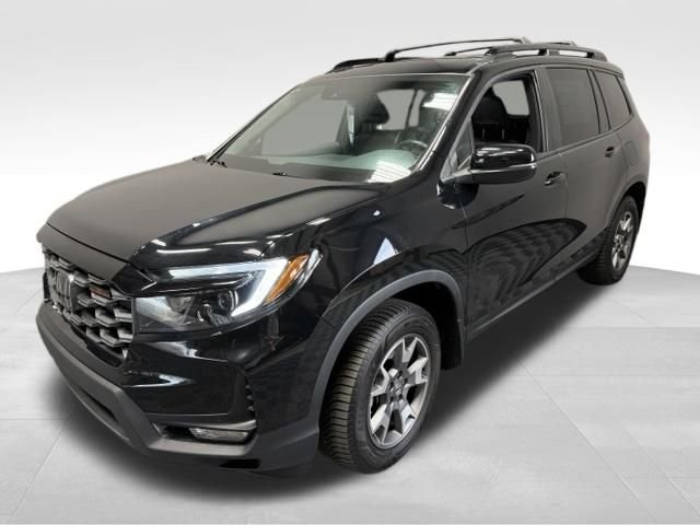 Used 2023 Crystal Black Pearl Honda TrailSport image 1