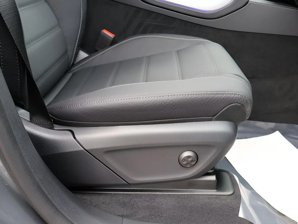 2026 Mercedes-Benz GLE GLE450 - Photo 12