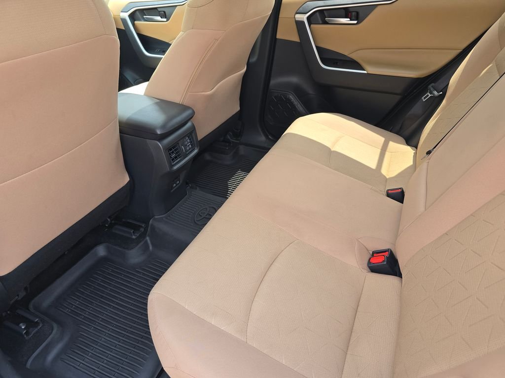 Used 2025 White Toyota XLE image 21