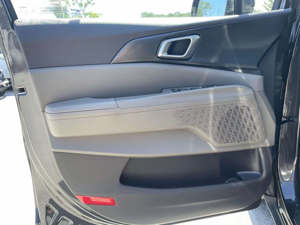 2026 Kia Carnival LXS - Photo 7